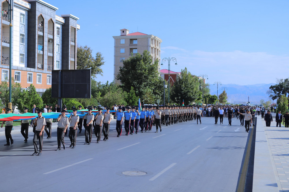 Naxçıvan şəhərində "Suverenlik yürüşü" keçirilib<font color=red> - FOTOLAR</font>