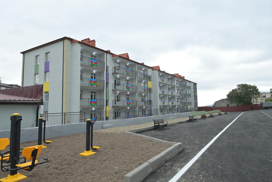 Qarabağ Universitetinin yeni yataqxana kompleksi istifadəyə verilib<font color=red> - FOTOLAR</font>