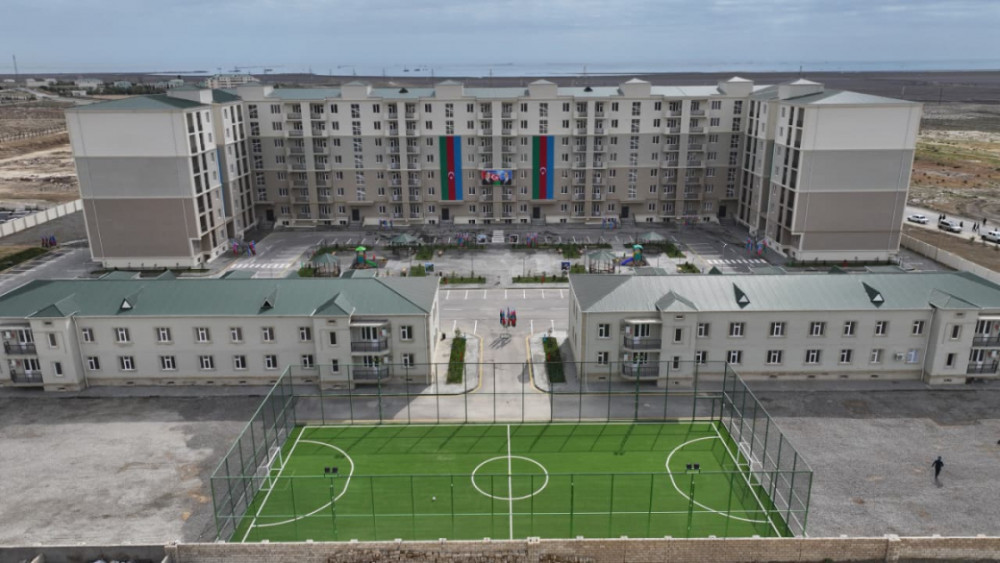 DSX-nin hərbi hissəsində yeni inşa olunmuş yaşayış binaları xidməti istifadəyə verilib -<font color=red> - FOTOLAR</font>