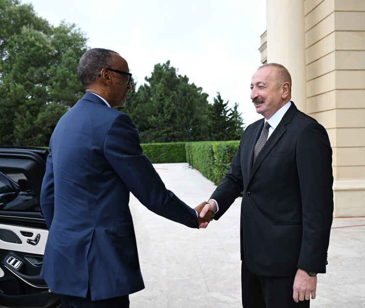 Ruanda Prezidentinin rəsmi qarşılanma mərasimi olub<font color=red> - FOTOLAR</font>