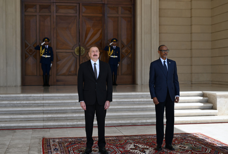 Ruanda Prezidentinin rəsmi qarşılanma mərasimi olub<font color=red> - FOTOLAR</font>