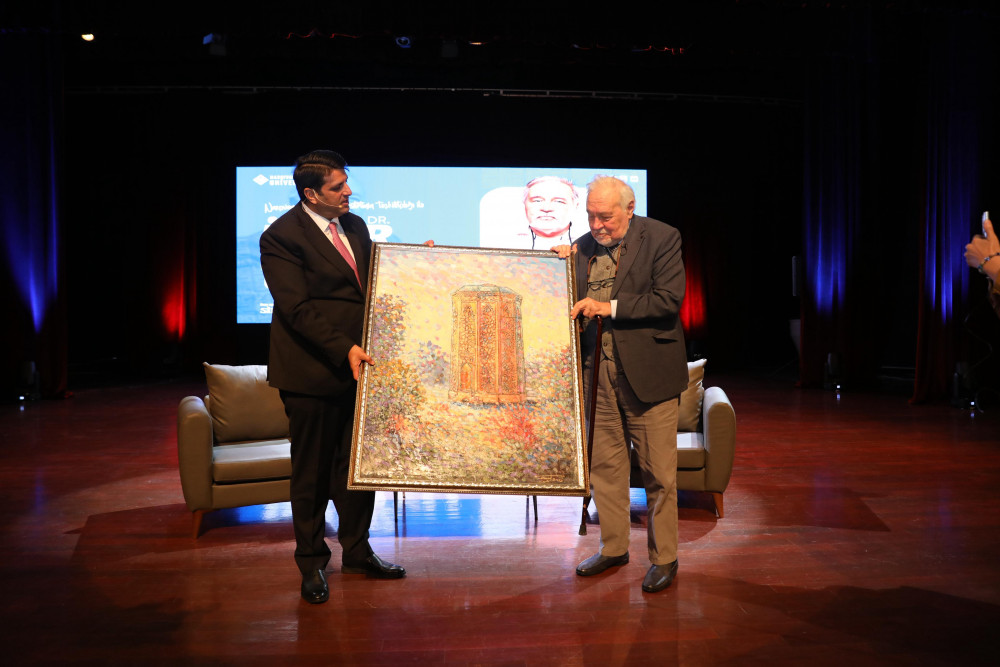 Professor İlbər Ortaylı Naxçıvanda Heydər Əliyev Sarayında yerli ictimaiyyətlə görüşüb<font color=red> - FOTOLAR</font>