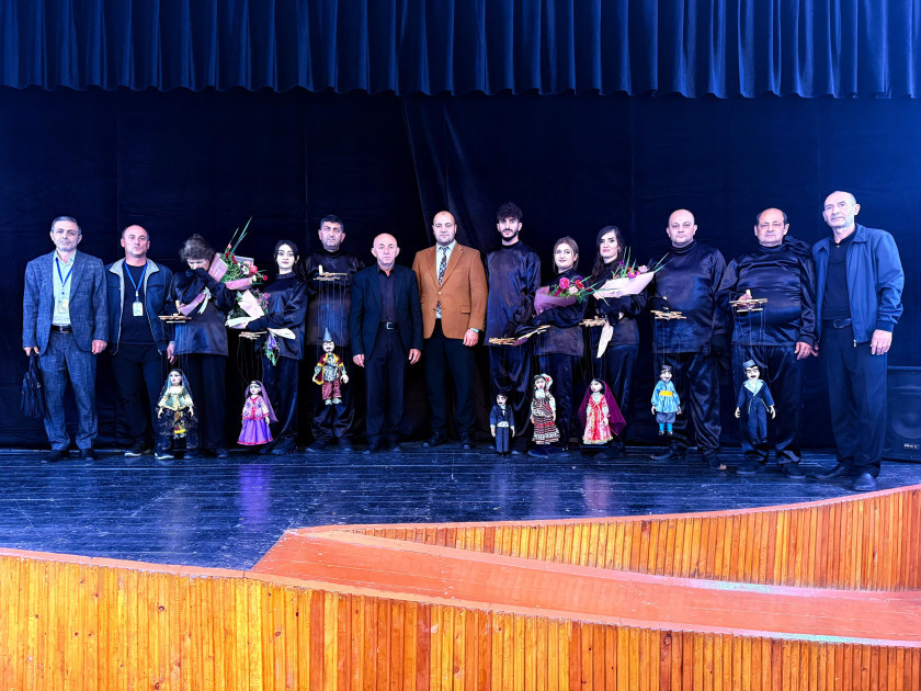 Naxçıvan Dövlət Kukla Teatrının Gəncə və Qax rayonlarına təşkil olunmuş qastrol səfəri yekunlaşıb<font color=red> - FOTOLAR</font>