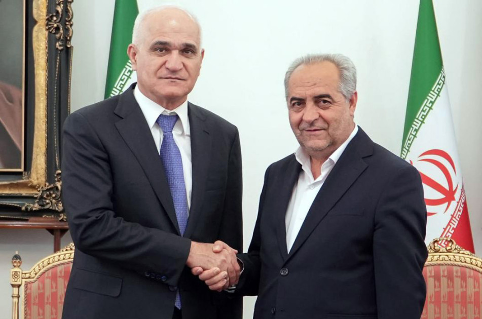 Azərbaycan Baş nazirinin müavini ilə İranın yol və şəhərsalma naziri Təbrizə və Culfaya gedib, Araz dəhlizində görülən işlərlə tanış olub<font color=red> - FOTOLAR</font>