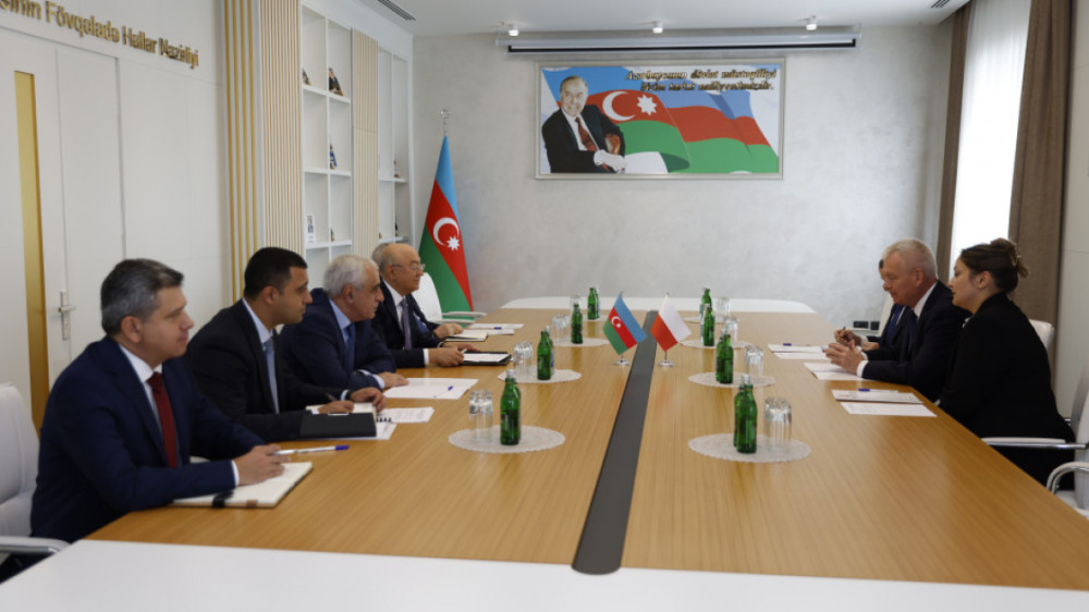 Azərbaycan və Polşa arasında fövqəladə hallar sahəsində əlaqələrin genişləndirilməsinə dair məsələlər müzakirə edilib<font color=red> - FOTOLAR</font>