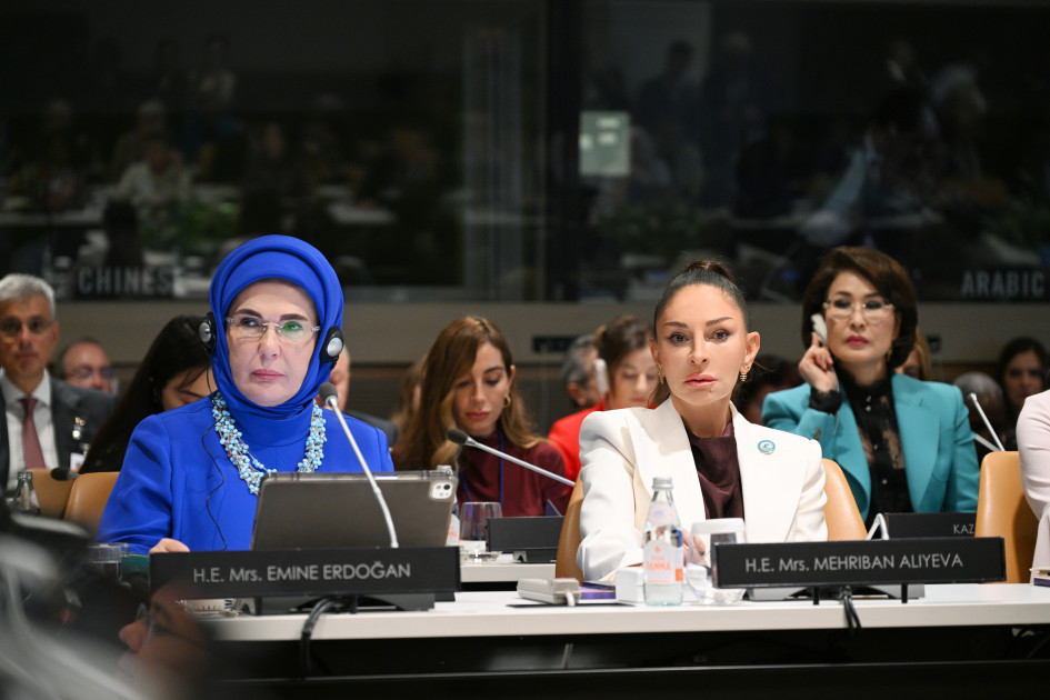 Birinci xanım Mehriban Əliyeva BMT Baş Assambleyası çərçivəsində xüsusi sessiyada iştirak edib<font color=red> - FOTOLAR</font>