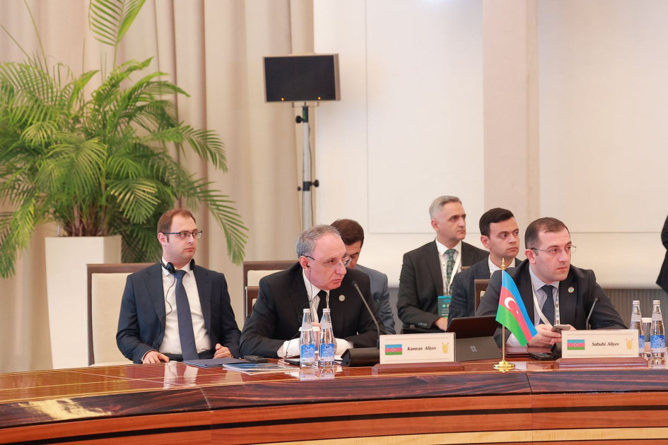 Baş prokuror Özbəkistanda səfərdədir<font color=red> - FOTOLAR</font>