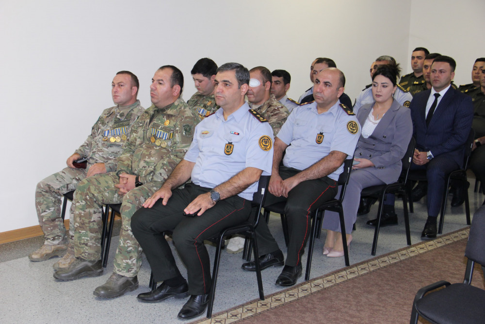 Naxçıvanda “Vətənimizin unudulmaz qəhrəmanları” adlı tədbir keçirilib<font color=red> - FOTOLAR</font>