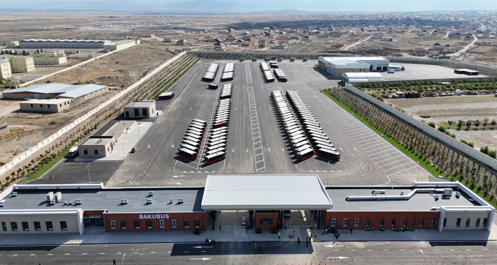 Prezident İlham Əliyev “BakuBus” MMC-nin Gəncə Avtoparkının açılışında iştirak edib<font color=red> - FOTOLAR</font>