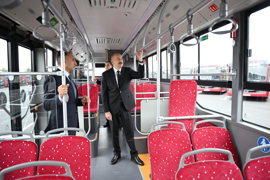 Prezident İlham Əliyev “BakuBus” MMC-nin Gəncə Avtoparkının açılışında iştirak edib<font color=red> - FOTOLAR</font>