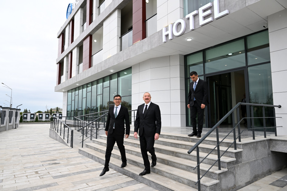 Prezident İlham Əliyev Yevlax Olimpiya İdman Kompleksinin açılışında iştirak edib<font color=red> - FOTOLAR</font>