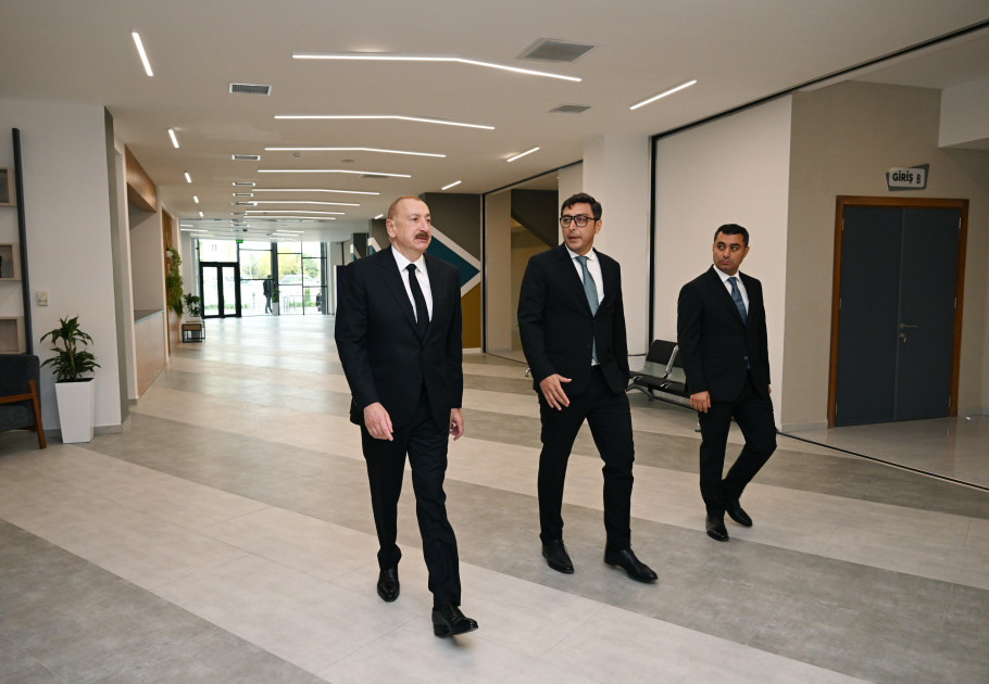 Prezident İlham Əliyev Yevlax Olimpiya İdman Kompleksinin açılışında iştirak edib<font color=red> - FOTOLAR</font>