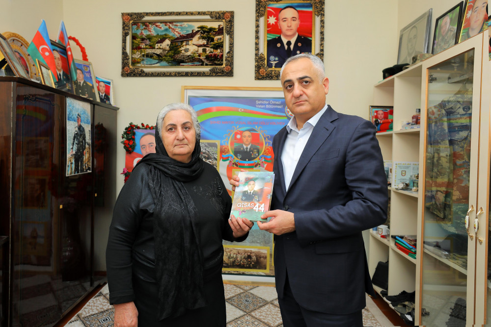 Səlahiyyətli nümayəndə şəhid ailələrini ziyarət edib<font color=red> - FOTOLAR</font>