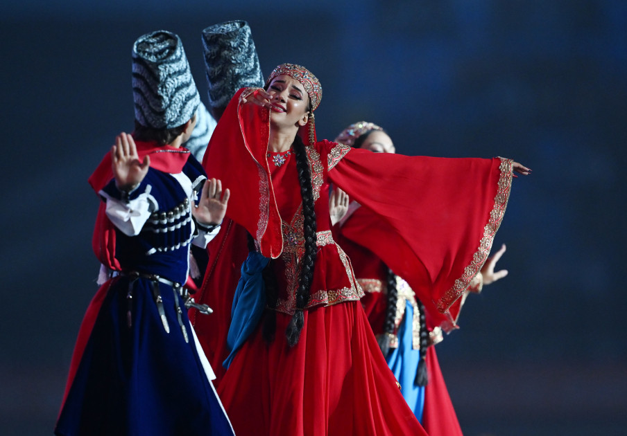 Gəncədə III MDB Oyunlarının təntənəli açılış mərasimi keçirilib Prezident İlham Əliyev və birinci xanım Mehriban Əliyeva tədbiri izləyiblər<font color=red> - FOTOLAR</font>