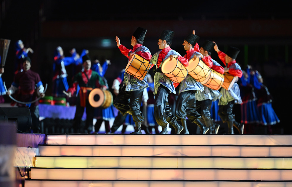 Gəncədə III MDB Oyunlarının təntənəli açılış mərasimi keçirilib Prezident İlham Əliyev və birinci xanım Mehriban Əliyeva tədbiri izləyiblər<font color=red> - FOTOLAR</font>