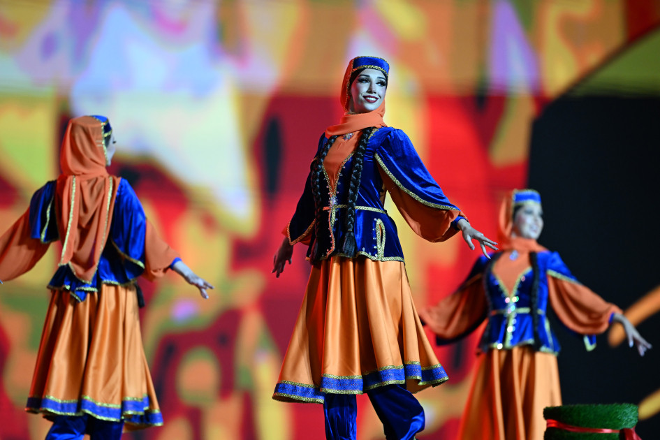 Gəncədə III MDB Oyunlarının təntənəli açılış mərasimi keçirilib Prezident İlham Əliyev və birinci xanım Mehriban Əliyeva tədbiri izləyiblər<font color=red> - FOTOLAR</font>