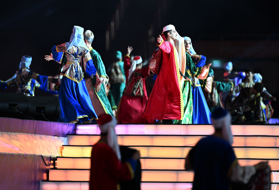 Gəncədə III MDB Oyunlarının təntənəli açılış mərasimi keçirilib Prezident İlham Əliyev və birinci xanım Mehriban Əliyeva tədbiri izləyiblər<font color=red> - FOTOLAR</font>