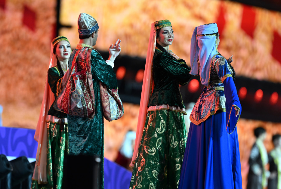 Gəncədə III MDB Oyunlarının təntənəli açılış mərasimi keçirilib Prezident İlham Əliyev və birinci xanım Mehriban Əliyeva tədbiri izləyiblər<font color=red> - FOTOLAR</font>