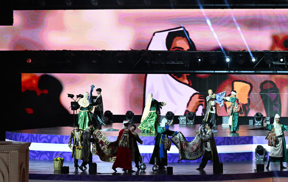 Gəncədə III MDB Oyunlarının təntənəli açılış mərasimi keçirilib Prezident İlham Əliyev və birinci xanım Mehriban Əliyeva tədbiri izləyiblər<font color=red> - FOTOLAR</font>