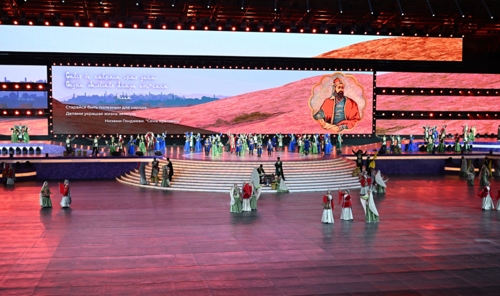 Gəncədə III MDB Oyunlarının təntənəli açılış mərasimi keçirilib Prezident İlham Əliyev və birinci xanım Mehriban Əliyeva tədbiri izləyiblər<font color=red> - FOTOLAR</font>