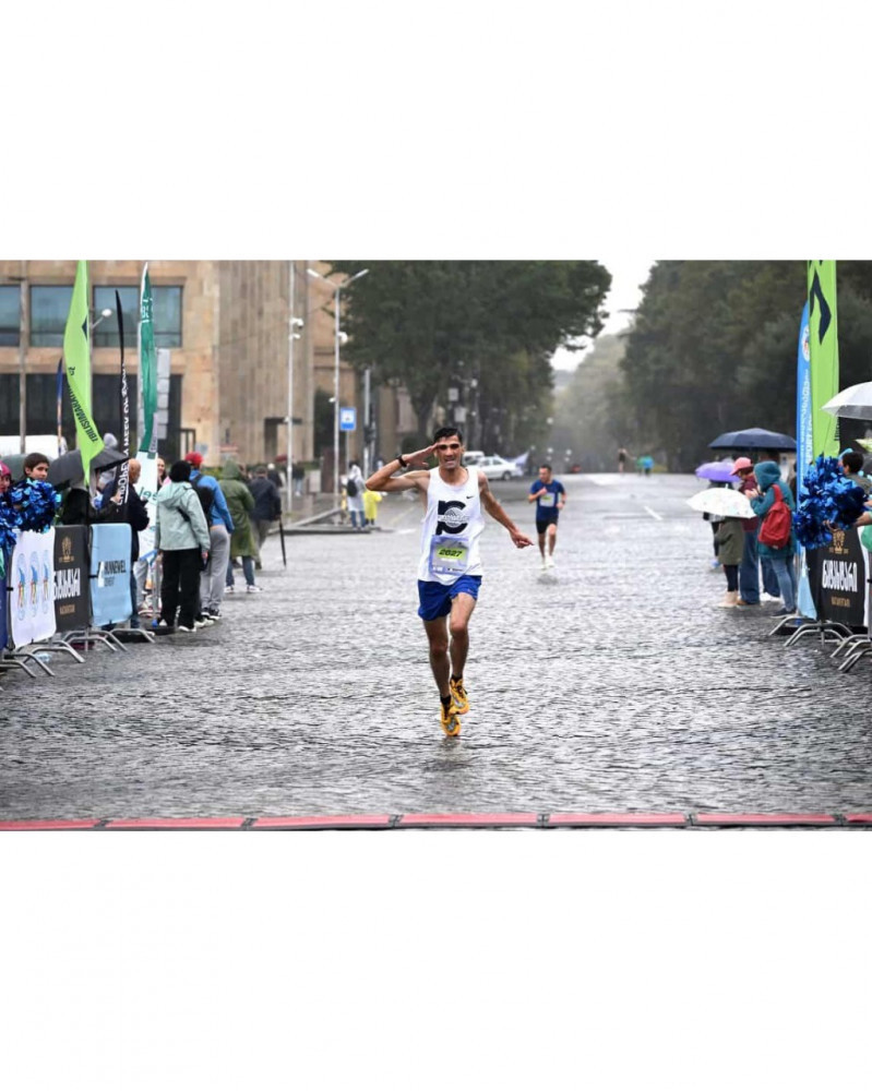 Naxçıvanlı idmançı Əmrah Nağıyev Tbilisi Marafonununun ilk onluğunda <font color=red> - FOTOLAR</font>