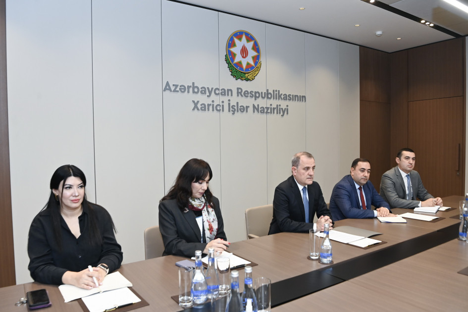 Azərbaycan-ABŞ münasibətləri və regional təhlükəsizlik məsələləri müzakirə olunub<font color=red> - FOTOLAR</font>