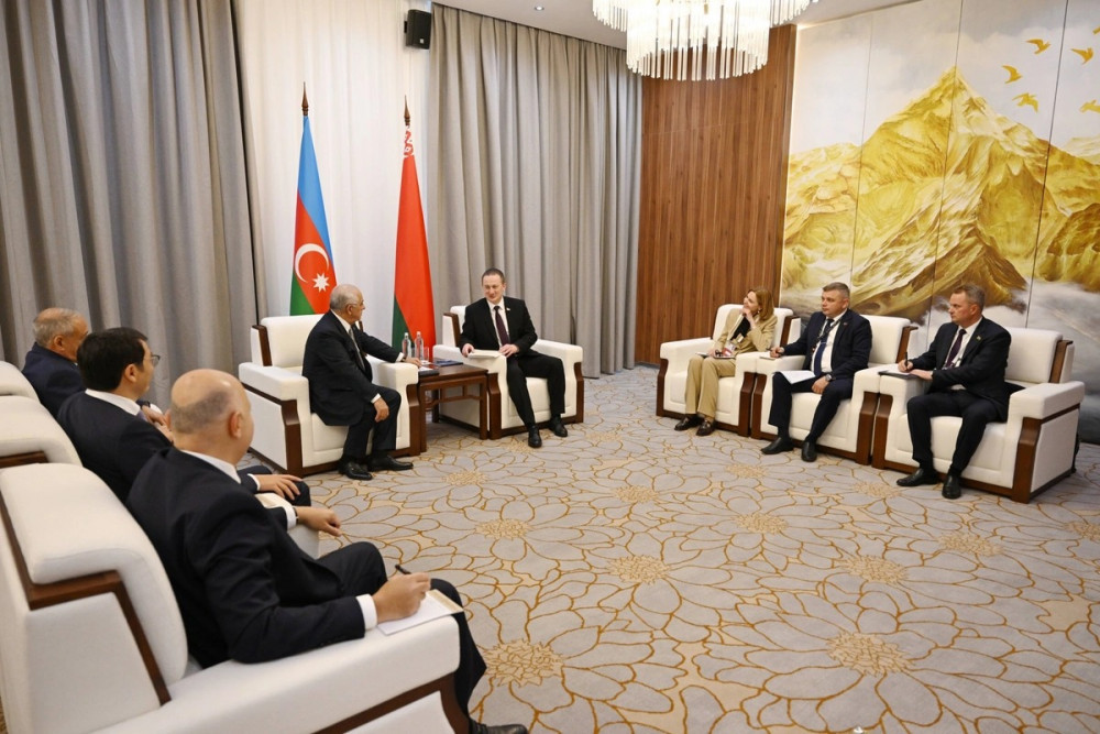 Minskdə Azərbaycan və Belarus baş nazirləri görüşüb<font color=red> - FOTOLAR</font>