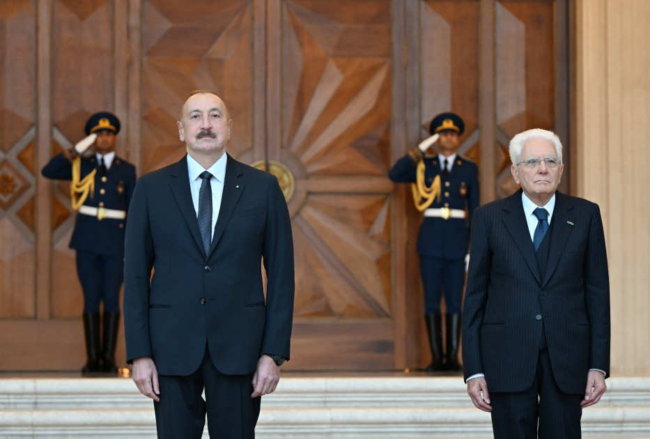 İtaliya Prezidenti Sercio Mattarellanın Bakıda rəsmi qarşılanma mərasimi olub<font color=red> - FOTOLAR</font>