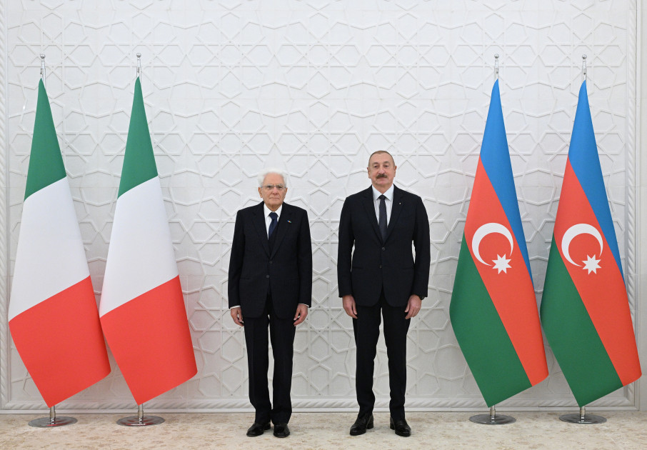 İtaliya Prezidenti Sercio Mattarellanın Bakıda rəsmi qarşılanma mərasimi olub<font color=red> - FOTOLAR</font>