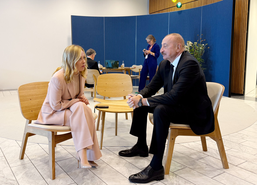 Azərbaycan Prezidenti İlham Əliyevin Kopenhagendə İtaliya Nazirlər Şurasının sədri ilə görüşü olub<font color='red'> - YENİLƏNİB</font><font color=red> - FOTOLAR</font>