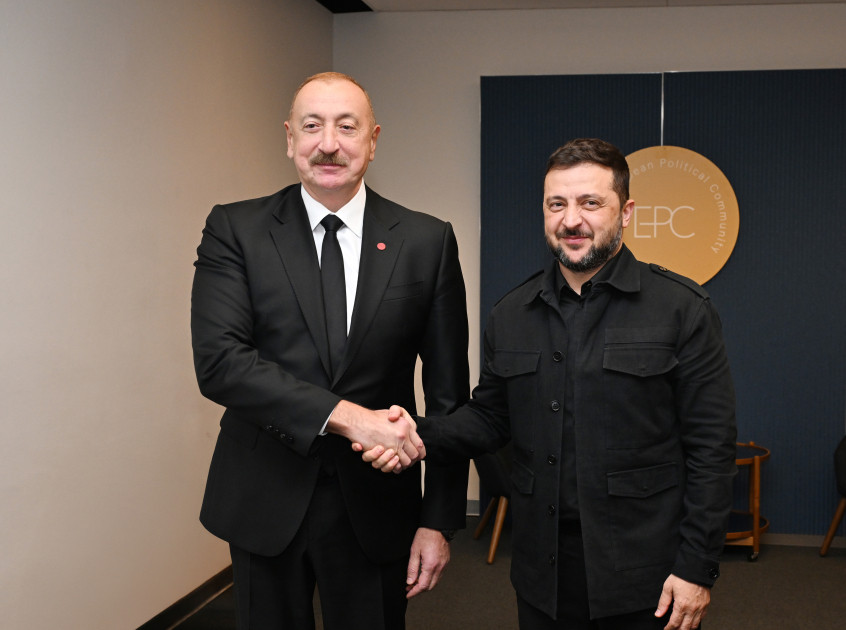 Azərbaycan Prezidenti İlham Əliyevin Kopenhagendə Ukrayna Prezidenti ilə görüşü olub<font color=red> - FOTOLAR</font>