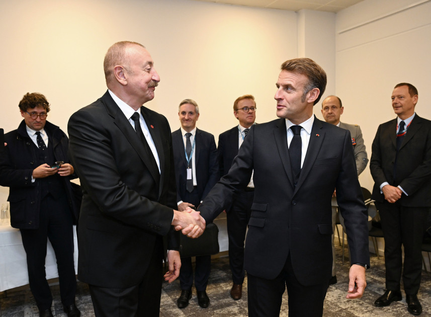 Azərbaycan Prezidenti İlham Əliyevin Kopenhagendə Fransa Prezidenti ilə görüşü olub<font color='red'> - YENİLƏNİB</font><font color=red> - FOTOLAR</font>