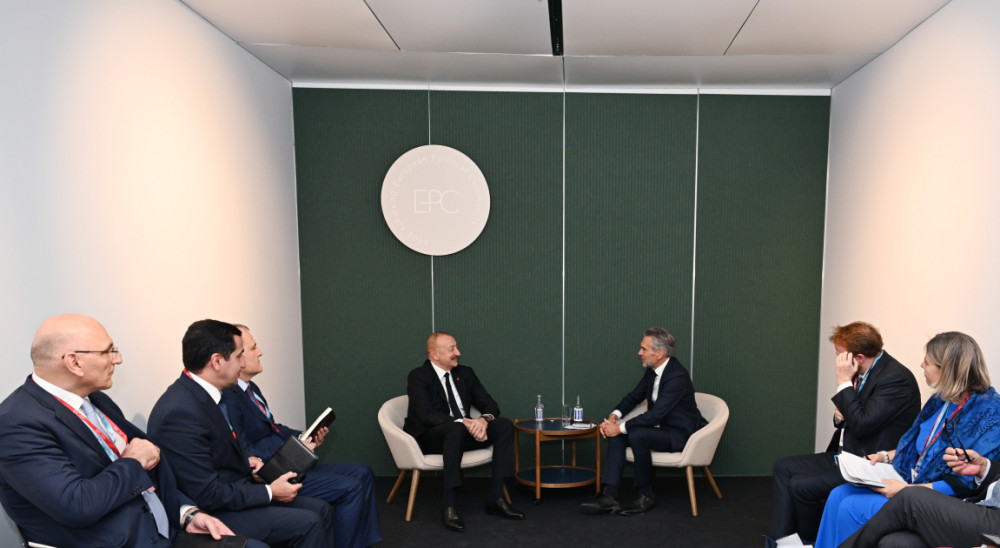 Azərbaycan Prezidenti İlham Əliyev Kopenhagendə Niderlandın Baş naziri ilə görüşüb<font color='red'> - YENİLƏNİB</font><font color=red> - FOTOLAR</font>