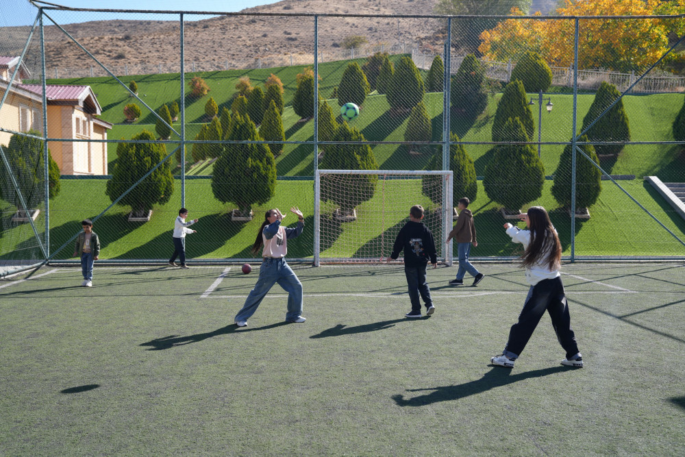 Dövlət Suverenliyi Günü münasibətilə şəhid əmanətləri üçün Ağbulaq İstirahət Mərkəzində düşərgə təşkil olunub<font color=red> - FOTOLAR</font>