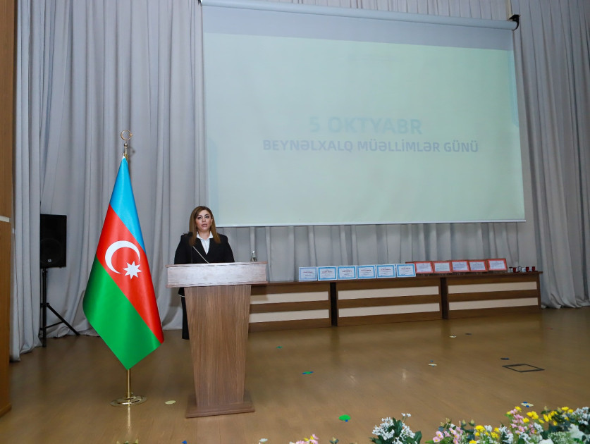 Naxçıvanda Beynəlxalq Müəllimlər Günü qeyd olunub<font color=red> - FOTOLAR</font>