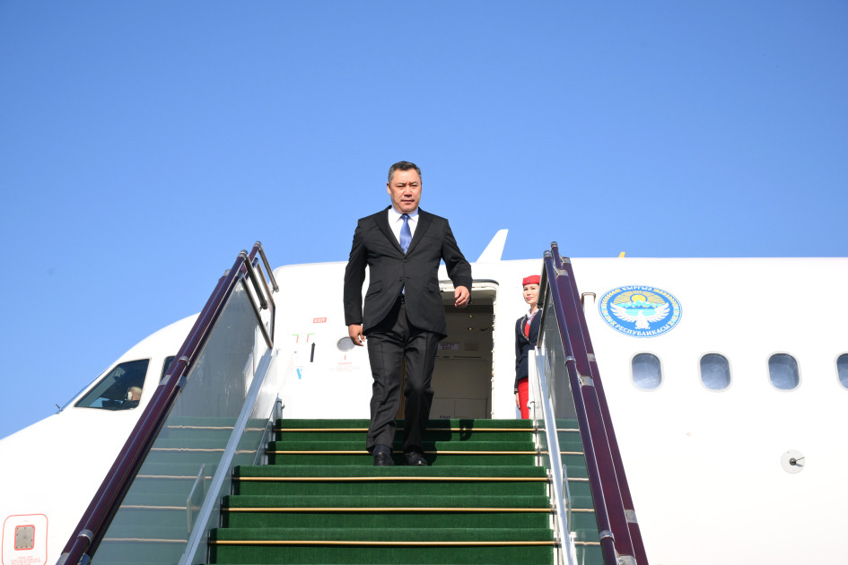 Qırğızıstan Prezidenti Sadır Japarov Azərbaycana səfərə gəlib<font color=red> - FOTOLAR</font>