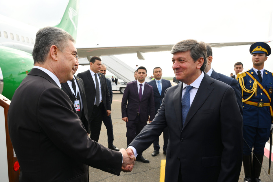 Türkmənistan Xalq Məsləhətinin Sədri Azərbaycana səfərə gəlib<font color=red> - FOTOLAR</font>