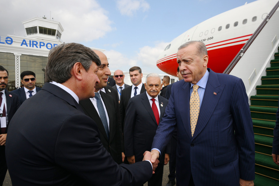 Ərdoğan Azərbaycana səfərə gəlib<font color=red> - FOTOLAR</font>