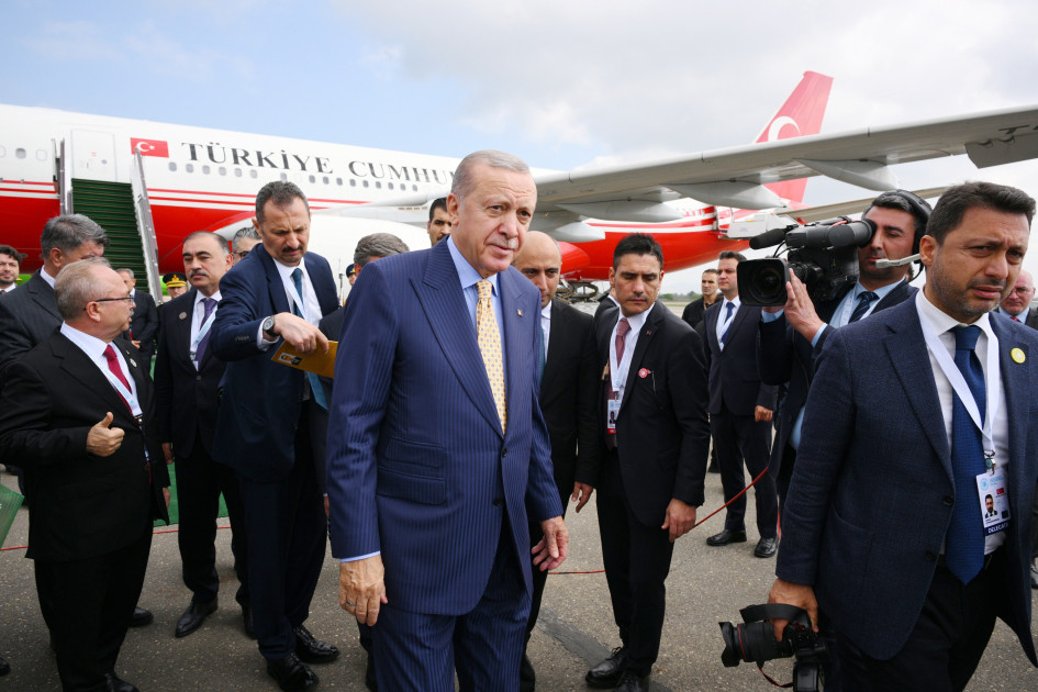 Ərdoğan Azərbaycana səfərə gəlib<font color=red> - FOTOLAR</font>