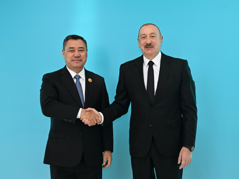 Prezident İlham Əliyev Qəbələdə TDT-nin Dövlət Başçıları Şurasının 12-ci Zirvə Görüşündə iştirak edən dövlət və hökumət başçılarını qarşılayıb<font color=red> - FOTOLAR</font>