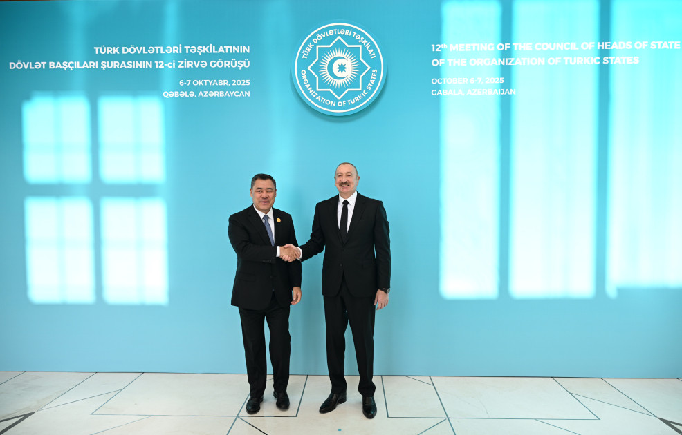 Prezident İlham Əliyev Qəbələdə TDT-nin Dövlət Başçıları Şurasının 12-ci Zirvə Görüşündə iştirak edən dövlət və hökumət başçılarını qarşılayıb<font color=red> - FOTOLAR</font>