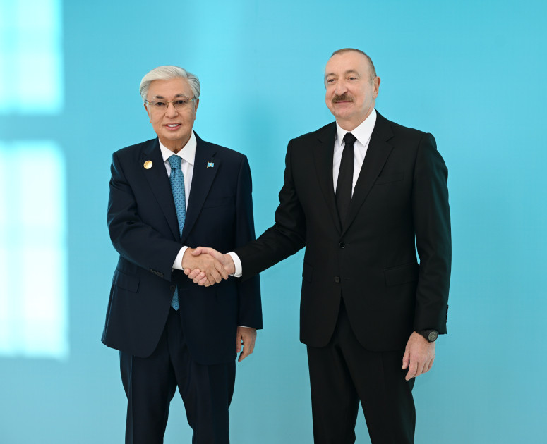 Prezident İlham Əliyev Qəbələdə TDT-nin Dövlət Başçıları Şurasının 12-ci Zirvə Görüşündə iştirak edən dövlət və hökumət başçılarını qarşılayıb<font color=red> - FOTOLAR</font>