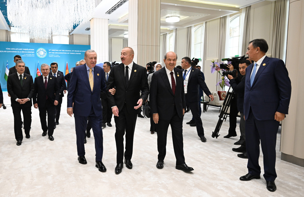 Prezident İlham Əliyev Qəbələdə TDT-nin Dövlət Başçıları Şurasının 12-ci Zirvə Görüşündə iştirak edən dövlət və hökumət başçılarını qarşılayıb<font color=red> - FOTOLAR</font>