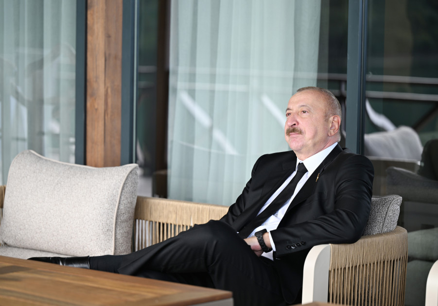 Qəbələdə TDT-nin Zirvə Görüşündə iştirak edən dövlət və hökumət başçılarının şərəfinə rəsmi nahar verilib<font color=red> - FOTOLAR</font>