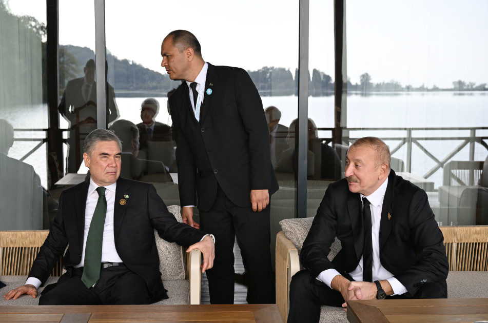 Qəbələdə TDT-nin Zirvə Görüşündə iştirak edən dövlət və hökumət başçılarının şərəfinə rəsmi nahar verilib<font color=red> - FOTOLAR</font>