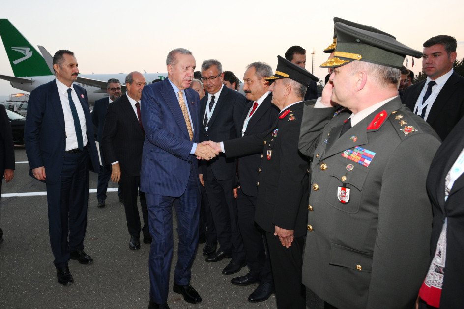 Türkiyə Prezidenti Rəcəb Tayyib Ərdoğanın Azərbaycana səfəri başa çatıb<font color=red> - FOTOLAR</font>