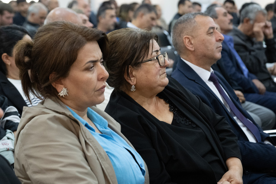 Ruben Vardanyanın məhkəməsində zərərçəkmişlərin hüquqi varislərinin və zərərçəkmiş şəxslərin ifadələri dinlənilib<font color=red> - FOTOLAR</font>