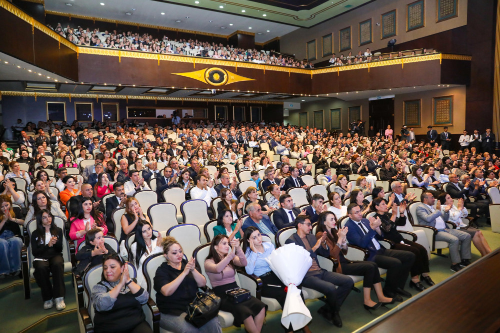 Naxçıvanda Xalq artisti Mənsum İbrahimovun 65 illik yubileyi konsert proqramı ilə qeyd olunub<font color=red> - FOTOLAR</font>