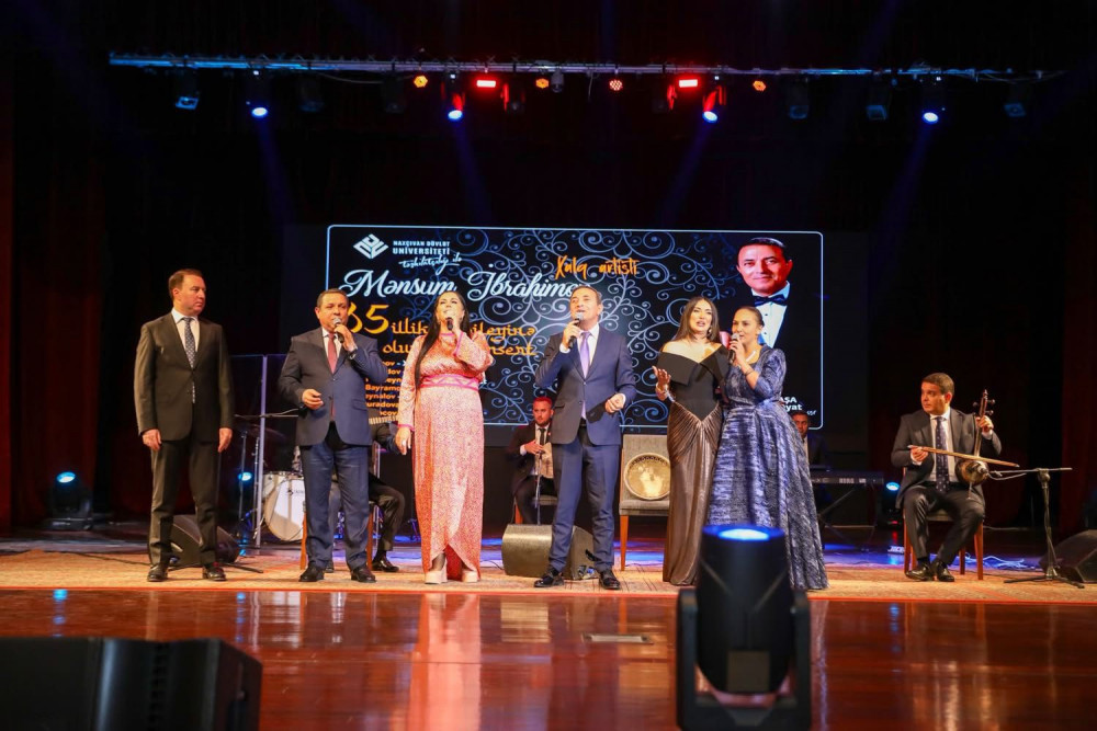 Naxçıvanda Xalq artisti Mənsum İbrahimovun 65 illik yubileyi konsert proqramı ilə qeyd olunub<font color=red> - FOTOLAR</font>