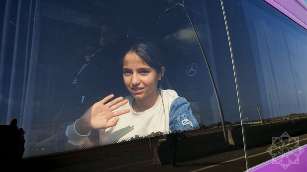 Ağdərənin Vəngli kəndinə daha 28 ailə yola salınıb<font color=red> - FOTOLAR</font>